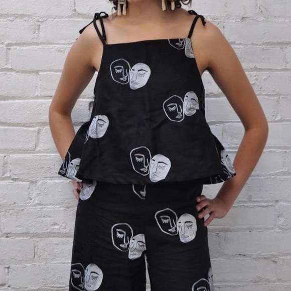 Maker & Mineral 🎭 Masks Print Handmade Top in M - Picture 1 of 13
